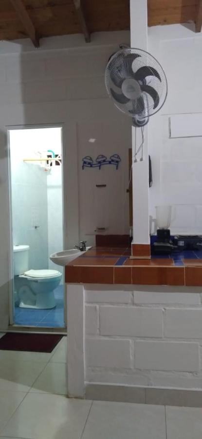 Habitacion Triple Con Cocina Y Bano Privado Necoclí Exterior foto