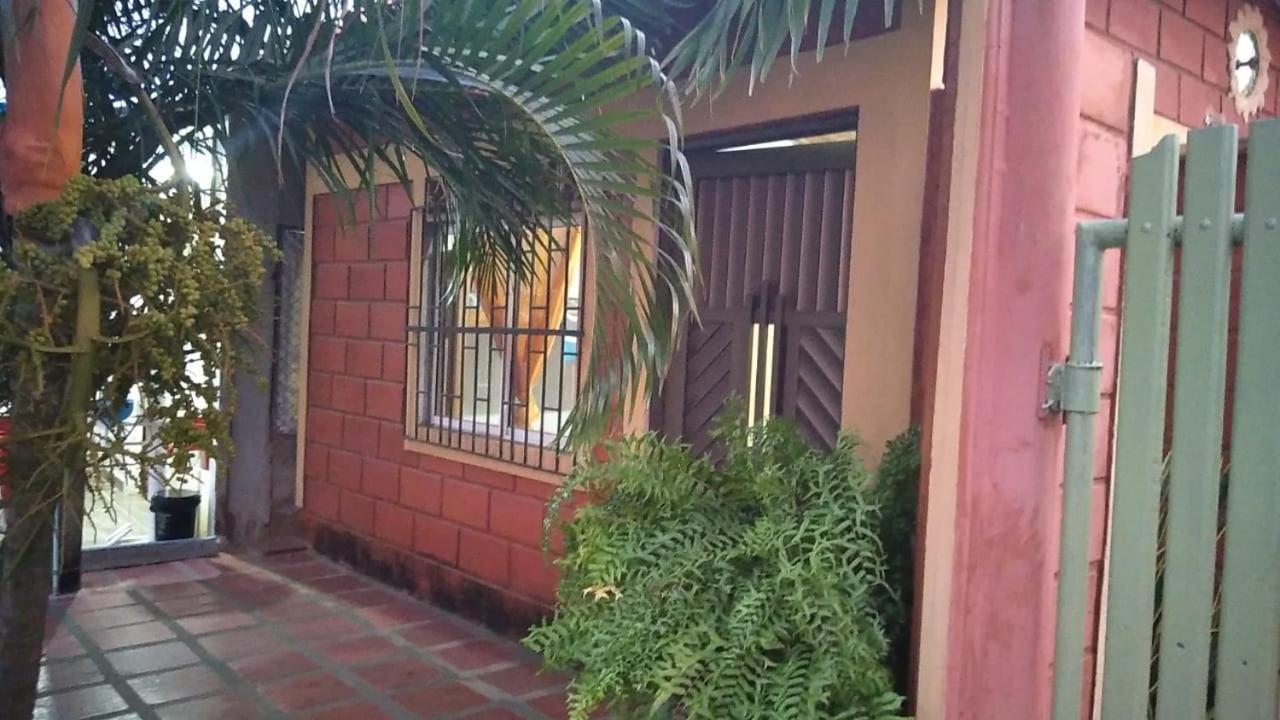 Habitacion Triple Con Cocina Y Bano Privado Necoclí Exterior foto